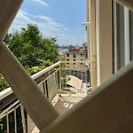 La Botanya 3*